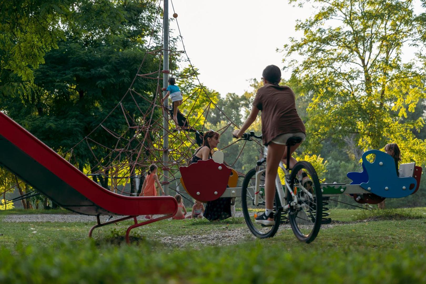 Camping La Chapouliere รูองส์ ภายนอก รูปภาพ